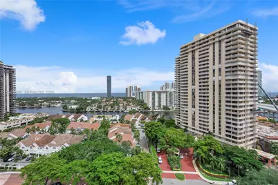 19500 Turnberry Way #15E, Aventura, FL 33180 - Photo 37