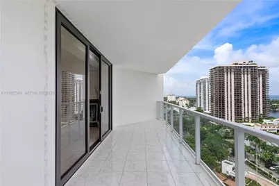 19500 Turnberry Way #15E, Aventura, FL 33180 - Photo 29