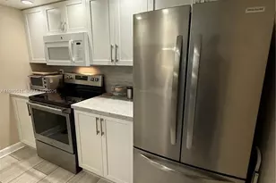 608 Waterside Dr, Hypoluxo, FL 33462 - Photo 1