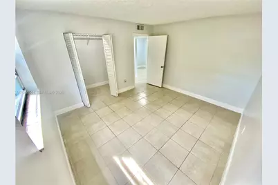 400 NE 1st St #105, Hallandale Beach, FL 33009 - Photo 7