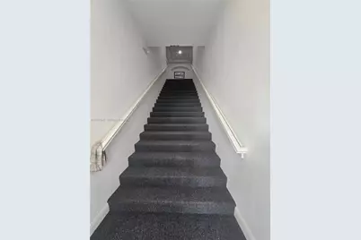 6841 N Lakeside Cir N #109-1, Davie, FL 33314 - Photo 9