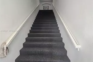 6841 N Lakeside Cir N, Davie, FL 33314 - Photo 9