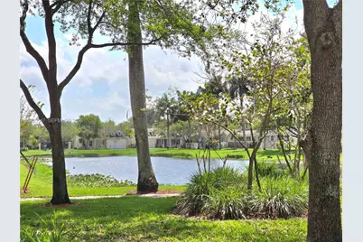 6841 N Lakeside Cir N #109-1, Davie, FL 33314 - Photo 63