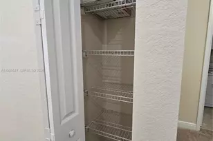 6841 N Lakeside Cir N, Davie, FL 33314 - Photo 53