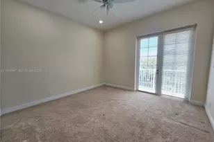 6841 N Lakeside Cir N, Davie, FL 33314 - Photo 41