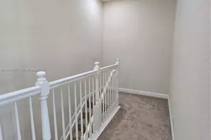 6841 N Lakeside Cir N, Davie, FL 33314 - Photo 29