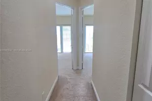 6841 N Lakeside Cir N, Davie, FL 33314 - Photo 35