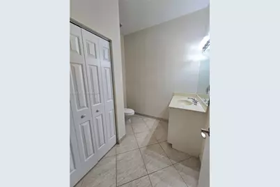 6841 N Lakeside Cir N #109-1, Davie, FL 33314 - Photo 25