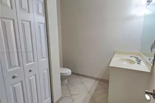 6841 N Lakeside Cir N, Davie, FL 33314 - Photo 25