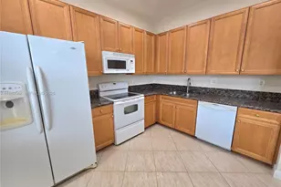 6841 N Lakeside Cir N, Davie, FL 33314 - Photo 19