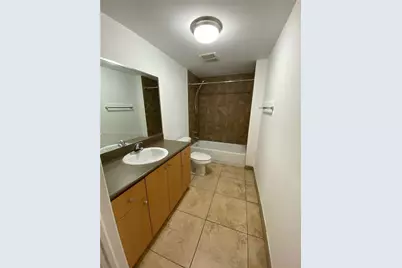 435 SW 12th Ave #605, Miami, FL 33130 - Photo 5