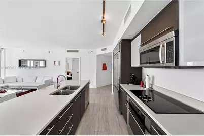 500 Brickell Ave #3901, Miami, FL 33131 - Photo 15