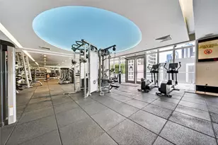 500 Brickell Ave, Miami, FL 33131 - Photo 29