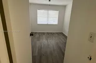 4354 NW 9th Ave, Deerfield Beach, FL 33064 - Photo 11