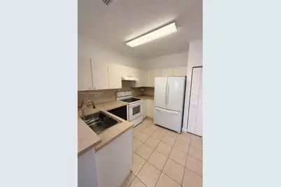 3624 NW 29th Pl, Lauderdale Lakes, FL 33311 - Photo 7