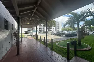 8185 NW 7th St, Miami, FL 33126 - Photo 3