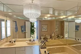 20281 E Country Club Dr, Aventura, FL 33180 - Photo 11