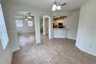 24304 SW 109th Ave, Homestead, FL 33032 - Photo 5