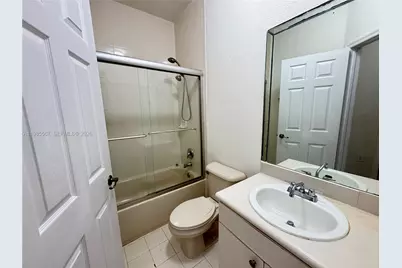 24304 SW 109th Ave, Homestead, FL 33032 - Photo 7