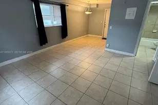 4251 NW 5th St, Plantation, FL 33317 - Photo 9