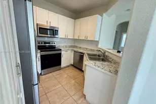 24304 SW 109th Ave, Homestead, FL 33032 - Photo 3