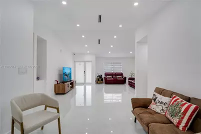 12835 SW 119th Ter, Miami, FL 33186 - Photo 9