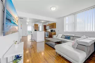 2681 N Flamingo Rd, Sunrise, FL 33323 - Photo 1