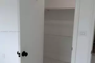 6172 SW 44th St, Davie, FL 33314 - Photo 7