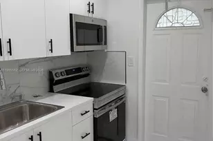 6172 SW 44th St, Davie, FL 33314 - Photo 1