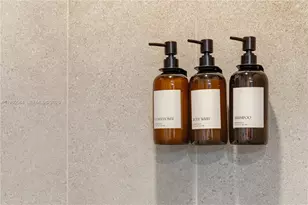 121 NE 5th, Miami, FL 33132 - Photo 21