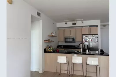 1111 SW 1 Av #2318-N, Miami, FL 33130 - Photo 3