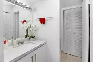 8640 SW 212th St, Cutler Bay, FL 33189 - Photo 11