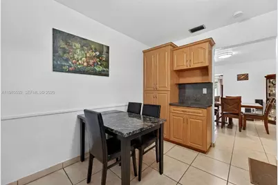 9440 SW 54th St, Miami, FL 33165 - Photo 13