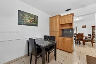9440 SW 54th St, Miami, FL 33165 - Photo 13
