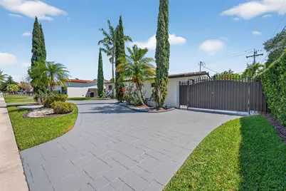 9440 SW 54th St, Miami, FL 33165 - Photo 5