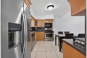 9440 SW 54th St, Miami, FL 33165 - Photo 11