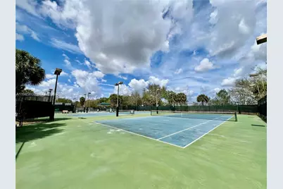 2102 NW 193rd Ave, Pembroke Pines, FL 33029 - Photo 77