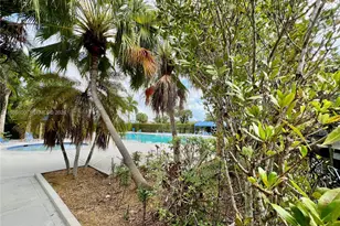 2102 NW 193rd Ave, Pembroke Pines, FL 33029 - Photo 47
