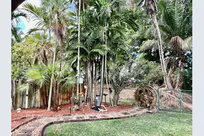 2102 NW 193rd Ave, Pembroke Pines, FL 33029 - Photo 31