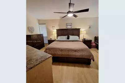 2102 NW 193rd Ave, Pembroke Pines, FL 33029 - Photo 13
