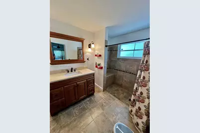 2102 NW 193rd Ave, Pembroke Pines, FL 33029 - Photo 17