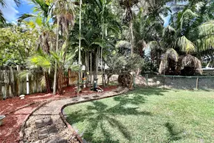 2102 NW 193rd Ave, Pembroke Pines, FL 33029 - Photo 29
