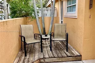 2102 NW 193rd Ave, Pembroke Pines, FL 33029 - Photo 9