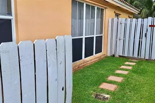 2102 NW 193rd Ave, Pembroke Pines, FL 33029 - Photo 63