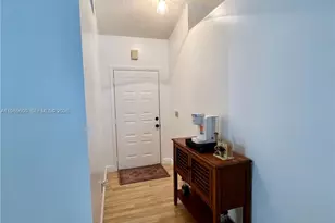 2102 NW 193rd Ave, Pembroke Pines, FL 33029 - Photo 5