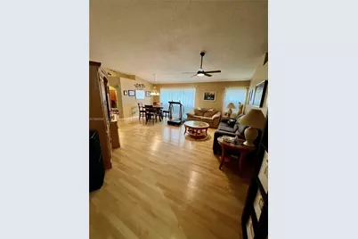 2102 NW 193rd Ave, Pembroke Pines, FL 33029 - Photo 15