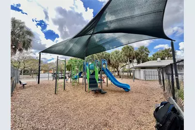 2102 NW 193rd Ave, Pembroke Pines, FL 33029 - Photo 49