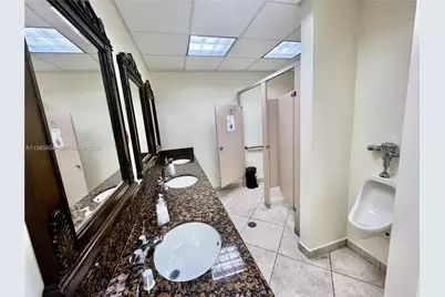 5455 SW 8 St #200, Miami, FL 33134 - Photo 13