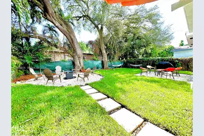 412 NW 95th St, Miami, FL 33150 - Photo 23