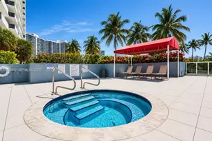 3675 N Country Club Dr, Aventura, FL 33180 - Photo 19